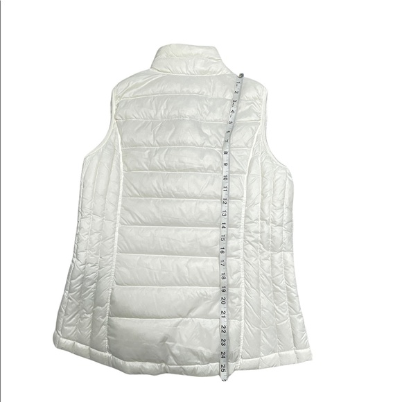Heat Keep Ivory Sleeveless Puffer Vest - Picture 7 of 7